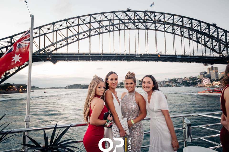 18th Birthday Party Ideas, Limo Hire & Party Bus OzParty